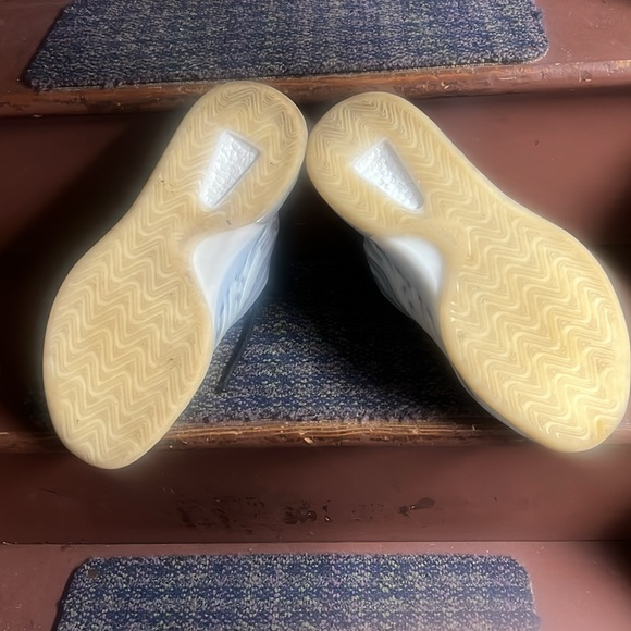 Adidas YZY QNTM - Size 13 - LIKE NEW! - no box, no sole. - Picture 3 of 3